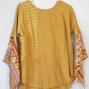Flowing Mustard Yellow Shirt with Fun Flared Sleeves | Small | Umgee
